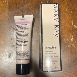 Mary Kay Beige 1 Liquid foundation matte wear